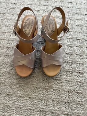 Kork-Ease Women's Metallic Taupe Cross-Strap Slingback Sandals